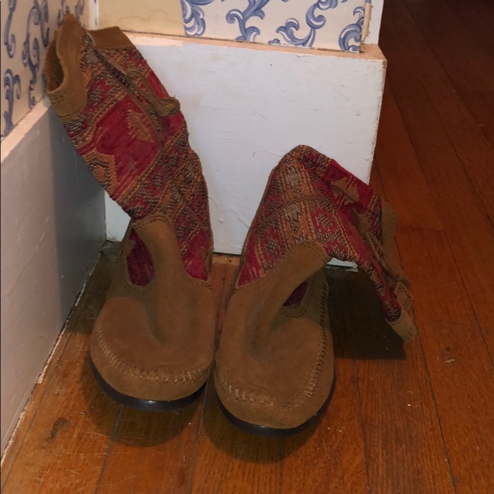 Minnetonka Women’s Baja Slouch Boot Size 8